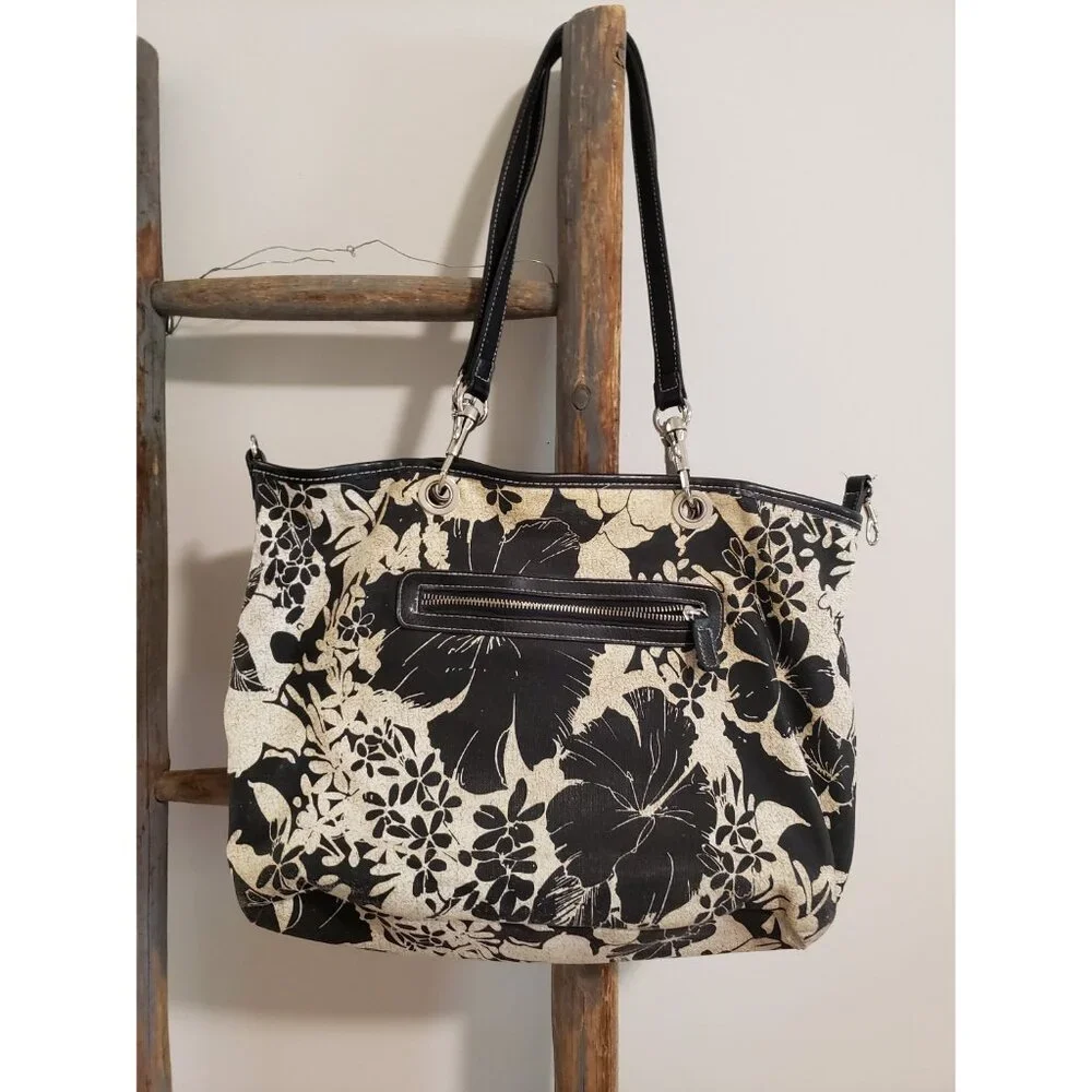 Rosetti Reversible Purse Two Purses In One - Picture 5 of 10